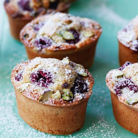 Raspberry and Pistachio Friands Friands Recipe, Raspberry And Pistachio, French Desserts Easy, Chewy Toffee, Pistachio Chocolate, Classic French Desserts, French Dessert Recipes, Raspberry Recipes, Pistachio Cake