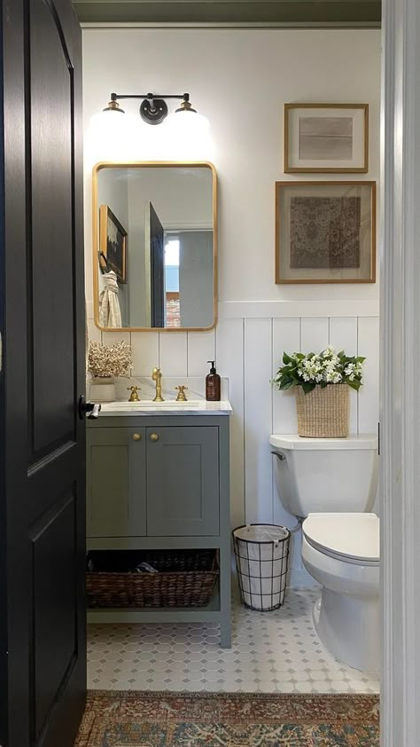 Interior Vintage, Half Bathroom, Upstairs Bathrooms, Bathroom Inspiration Decor, Downstairs Bathroom, Basement Bathroom, Bathroom Renos, Small Bathroom Decor, Bathroom Inspo