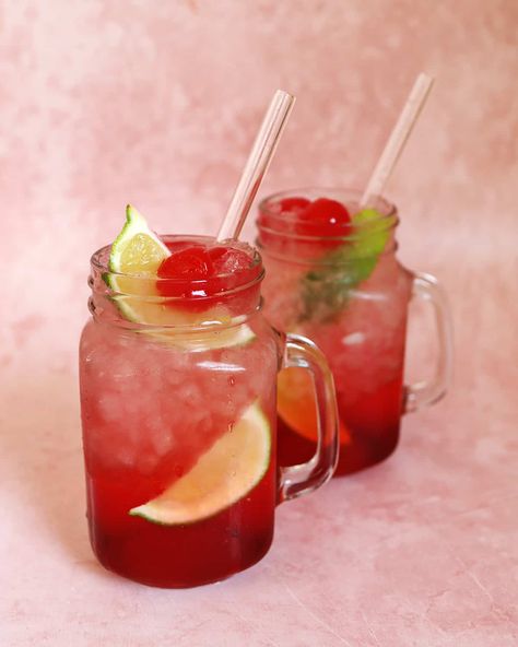 Cherry Limeade Recipe - A Beautiful Mess Cherry Limeade Punch, Limeade Punch, August Meals, Best Mocktail Recipe, Shirley Temple Recipe, Copycat Drinks, Cherry Limeade Recipe, Best Mocktail, Sonic Cherry Limeade