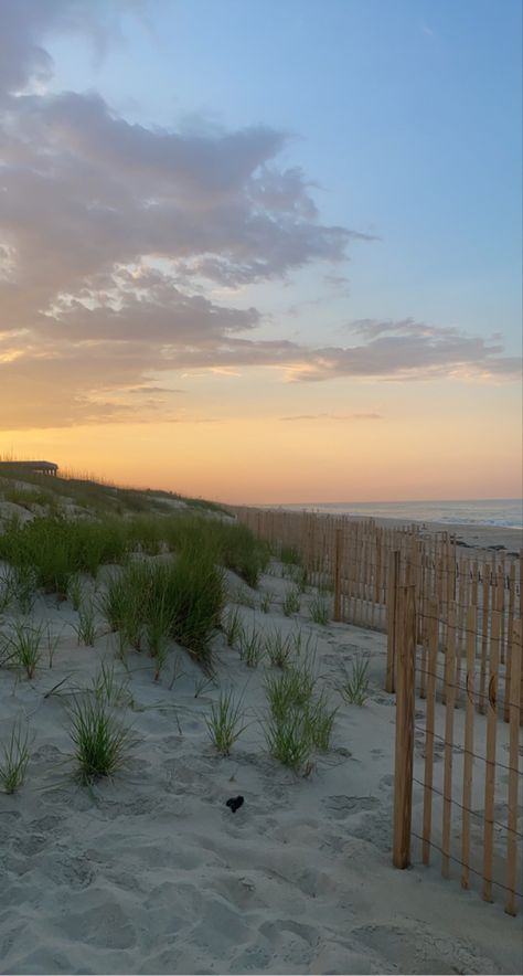 Outerbanks North Carolina Aesthetic, Chapel Hill North Carolina Aesthetic, Carolina Core, North Carolina Aesthetic, North Carolina Beach House, North Carolina Summer, Nags Head North Carolina, Cousins Beach, Coastal North Carolina