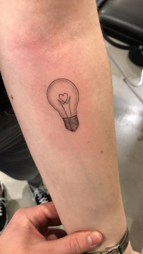 Love And Light Tattoo Ideas, Light Bulb Tattoo Design, Lightbulb Heart Tattoo, Lightbulb Tattoo Simple, Small Lightbulb Tattoo, Tattoos About Light, Love And Light Tattoo, Teacher Tattoo Ideas Simple, Cousins Tattoos