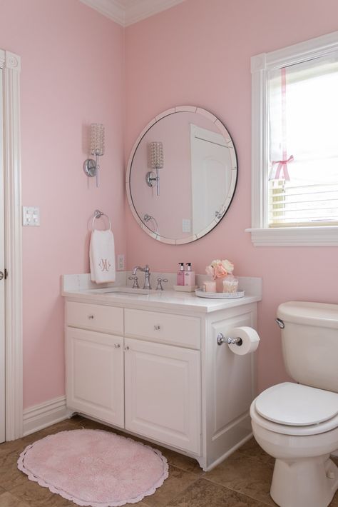 Budget Friendly Bathroom Remodel, Pink Bathrooms Designs, Girl Bathroom Decor, Pink Bathroom Decor, Girl Bathrooms, Bathroom Remodel Ideas, Restroom Decor, Aesthetic Bathroom, Bad Inspiration