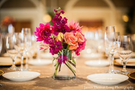 indian-wedding-table-setting-floral-ideas-inspiration Wedding Reception Table Setting Ideas, Bright Tropical Wedding, Travel Themed Wedding Ideas, Quotes Short Simple, Flowers For Ceremony, Flowers For Centerpieces, Bollywood Birthday, Pink Table Settings, Wedding Settings