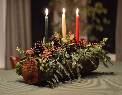 christmas yule log diy tutorial, christmas decorations, crafts Yule Traditions, Christmas Yule Log, Yule Crafts, Pagan Christmas, Yule Celebration, Pagan Yule, Book Christmas Tree, Solstice Celebration, Log Candles