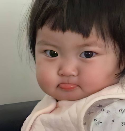 Funny Baby Faces, Asian Baby, Comedy Pictures, Cute Asian Babies, Kids Mood, Baby Wallpaper, Baby Faces