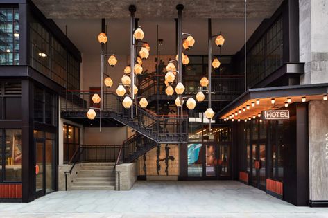 Ace Hotel Brooklyn showcases the borough's artistic talent Ace Hotel Brooklyn, Travel Trailer Interior, Artist Studio Space, Unusual Architecture, Cool Hotels, Open Hotel, Roman And Williams, Public Hotel, Hotel Entrance