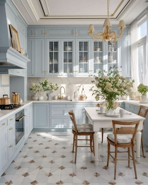 Casa Vintage, Blue Cabinets, Kitchen Inspiration Design, Dream House Interior, Dream House Decor, Beautiful Kitchens, Kitchen Style, Dream Home Design, Home Decor Kitchen