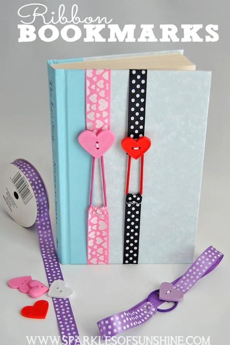 Easy Crafts To Make and Sell - Ribbon Bookmarks - Cool Homemade Craft Projects You Can Sell On Etsy, at Craft Fairs, Online and in Stores. Quick and Cheap DIY Ideas that Adults and Even Teens #craftstosell #diyideas #crafts Diy Sewing Gifts, Crafts For Teens To Make, Bookmark Craft, Diy Bookmarks, Crafts To Make And Sell, Ribbon Bookmarks, Homemade Crafts, Ribbon Crafts, Fun Diy Crafts