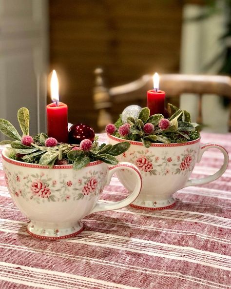 Natal Country, Crafts Room, Stovetop Potpourri, Orange Garland, Christmas Tea, Christmas Decorations Rustic, Noel Christmas, Shelf Ideas, Scandinavian Christmas