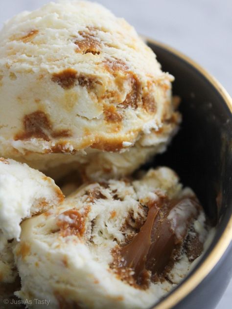 Caramel Ice Cream Recipe, Gluten Free Ice Cream, Salted Caramel Ice Cream, Easy Ice Cream Recipe, Gelato Ice Cream, Ice Cream Maker Recipes, Ice Cream Mixture, Caramel Ice Cream, Easy Ice Cream