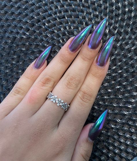 Oil Spill Nails, Purple Mermaid Nails, Summer Goth Nails, Oil Slick Nails, Mh Twyla, Gel Chrome Nails, Twyla Boogeyman, Birthday Details, Makeup Nails Art