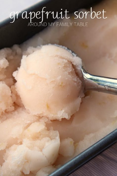 Grapefruit Ice Cream, Grapefruit Sorbet, Grapefruit Recipes, Granitas, Sorbet Is, Sorbet Ice Cream, Scoop Of Ice Cream, Small Portions, Ice Cream Gelato