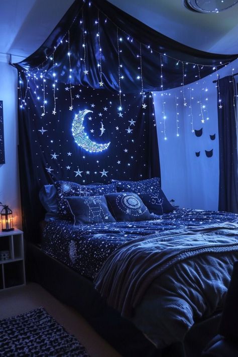 Moon Room Decor Aesthetic, Night Sky Room Aesthetic, Sky Bedroom Aesthetic, Diy Room Inspo Bedroom Ideas, Astrology Themed Room, Moon Aesthetic Bedroom, Night Sky Decorations, Room Design Ideas Aesthetic, Space Aesthetic Bedroom