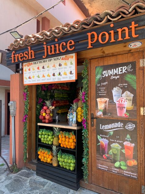 Fruit Shop Design Ideas Juice Bars, Juice Bar Exterior Design, Juice And Coffee Bar Design, Outdoor Juice Bar Design, Juice Bar Design Interiors, Juice Business Ideas, Juice Bar Aesthetic, Juice Bar Design Ideas, Mobile Juice Bar