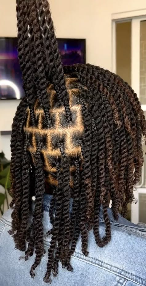 Mali Hair Styles, Two Strands Twist Natural Hair, Small Marley Twists Short, Short Rope Twist, Ceres Hairstyles For Black Women, Twisted Hairstyles For Natural Hair, Afro Bulk Twist Hairstyles, Upstyle Braids For Black Hair, Short Two Strand Twist Locs