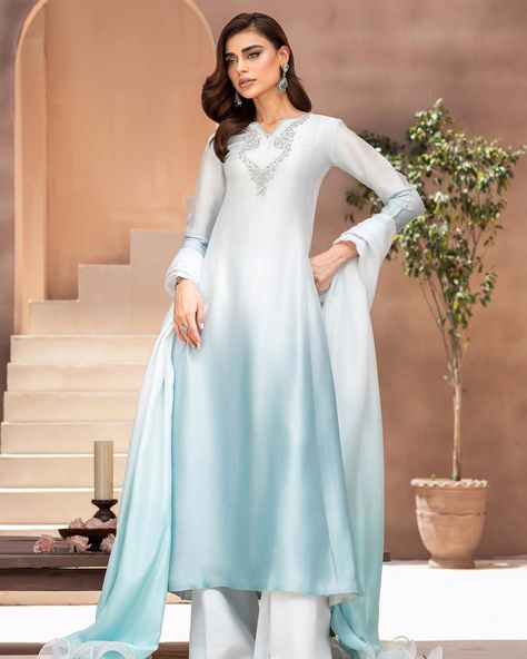 SELLING FAST🔥 High on Demand Festive Pret now available to shop 💕 Brand: Mahum Asad Tap the link in bio to shop 🛍️ Blue Kurta Set For Women, Green Silhouette, Hussain Rehar, Blue Kurta, Punjabi Outfits, Kurta Set For Women, Desi Clothes, Red And Purple, Green Ombre