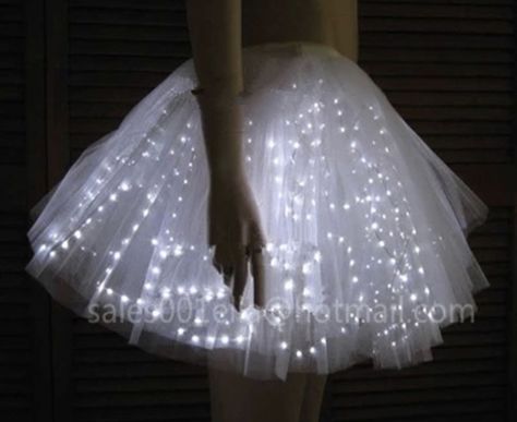 Rave Wedding, Carnaval Make-up, Led Costume, Burning Man Fashion, Glow Party, White Lights, Stage Costume, Rave Festival, Club Bar