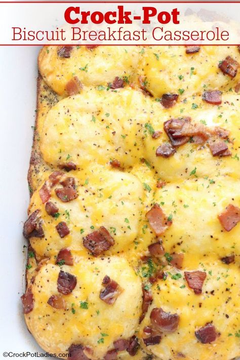 Crock-Pot Biscuit Breakfast Casserole - A quick & easy Crock-Pot Biscuit Breakfast Casserole that the whole family will love. Biscuits, eggs, cheese & bacon combine for the perfect breakfast or brunch. Great any day but PERFECT for Christmas morning breakfast! [Low Sugar & 10 Weight Watchers SmartPoints Per Serving!] #CrockPotLadies #CrockPot #SlowCooker #BreakfastCasserole #ChristmasMorning Biscuit Breakfast Casserole, Casserole With Biscuits, Breakfast Crockpot, Biscuit Breakfast, Breakfast Casserole With Biscuits, Slow Cooker Breakfast Casserole, Crockpot Breakfast Casserole, Breakfast Crockpot Recipes, Slow Cooker Breakfast