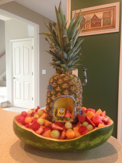 Spongebob Fruit Bowl Spongebob Party Decorations, Spongebob Squarepants Party, Spongebob Birthday Party Decorations, Spongebob Birthday Cake, Spongebob Birthday Party, 25th Birthday Parties, Spongebob Party, Spongebob Birthday, Birthday Party Food