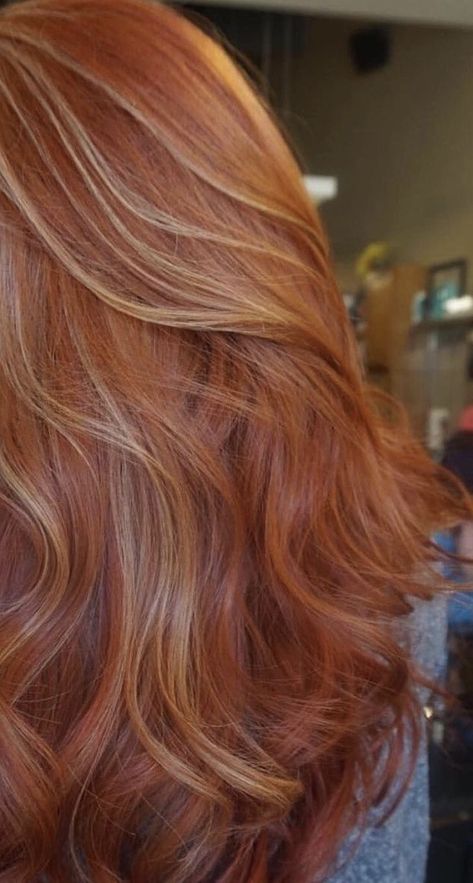 Red Hair With Blonde Highlights, Auburn Balayage, Red Blonde Hair, Strawberry Blonde Hair Color, Fire Hair, Latest Hair Color, Ginger Hair Color, Red To Blonde, Hair Color Auburn