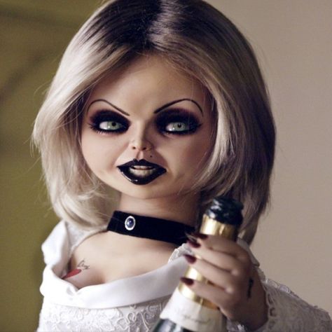 Tiffany Valentine Doll, Horror Art Reference, Tiff Chucky, Tiffany Ray, Chucky Makeup, Tiffany Chucky, Tiffany Bride Of Chucky, Tiffany Bride, Chucky And Tiffany