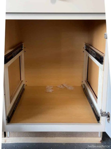 Pull Down Shelf Mechanism, Cabinet Pull Out, Diy Cabinet Slide Out Shelves, Pull Out Shelves In Cabinets, Diy Slide Out Shelves, Diy Sliding Cabinet Doors, Diy Pull Out Drawers In Cabinets, Diy Sliding Door Cabinet, Cabinet Slide Out Shelves