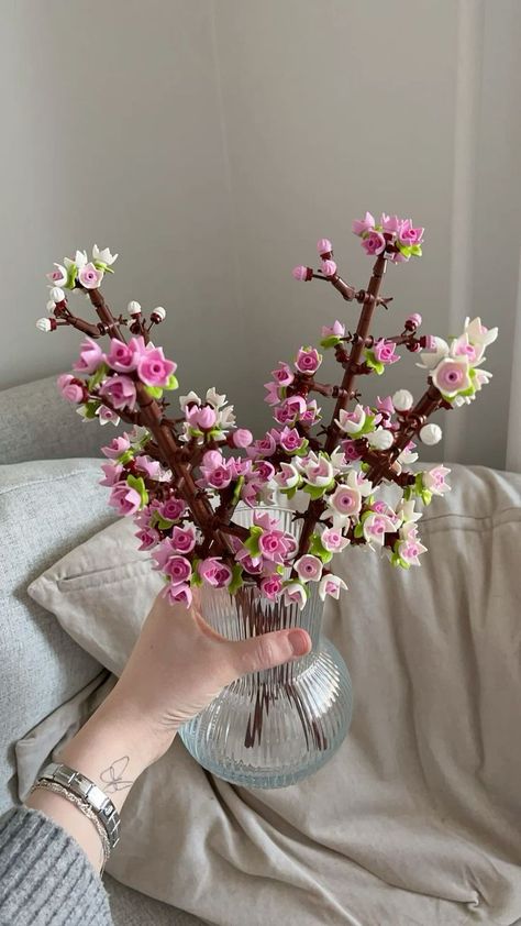 lego flowers, lego cherry blossom, coquette, aesthetic, flowers, cherry blossoms, diy Lego Set Up, Lego Botanical Collection Display, Flower Lego Set, Unique Room Decor Ideas, Lego Room Ideas For Adults, Lego Cherry Blossom, Flower Legos, Room Customization, Cute Lego Sets