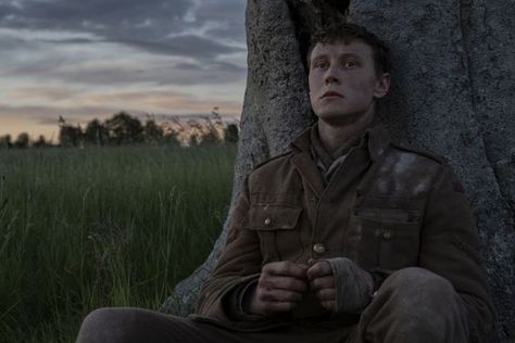 1917 Movie Aesthetic, 1917 Movie, Movie Pfp, George Mckay, In Flanders Fields, Film Shots, George Mackay, I Love Cinema, Movie Shots