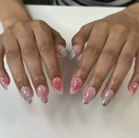 Cat Eye Douyin Nails, Pink Cat Eye Nails French Tip, Pink Cats Eye Nail, Pink Aura Nail Art, Japanese Style Nails, Pink Cat Eyes Nail, Pale Pink Cat Eye Nails, Silver And Pink Nails, Picasso Nails