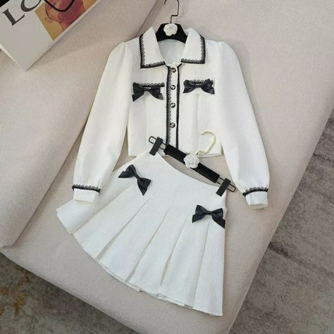 Kawaii Crop Top, Pleated Mini Skirts, Women Crop Top, Bow Shorts, White Suit, Pleated Skirts, White Jacket, Kawaii Clothes, Pleated Mini Skirt