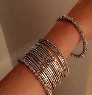 Indian Silver Bangles, Silver Bangles Indian, Oxidised Jewelry, Beautiful Bangles, Bangles Indian, Bridal Bangles, Bangles Jewelry Designs, Sterling Necklaces, India Jewelry