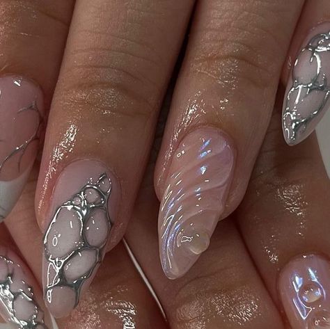 Faerie Aesthetic Nails, Fairy Core Nails Aesthetic, Alien Chrome Nails, Angel Core Nails, Fairy Almond Nails, White Fairy Nails, Fairy Gel Nails, Siren Nails Aesthetic, Dew Drop Nails