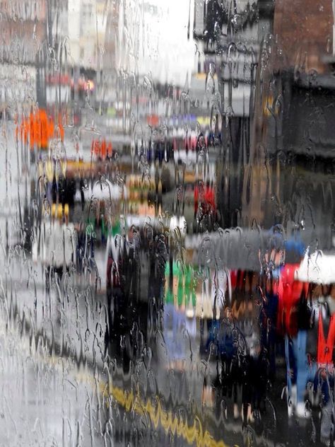 Bill Brown Meyers ~ Ireland from the Roadside - Rainy day in Dublin ❤️ Dublin Aesthetic Night, Rainy Ireland Aesthetic, Rainy Ireland, Rainy Scotland Aesthetic, Rainy Day Edinburgh, Ireland Rain Aesthetic, Rainy Scotland, Ireland Aesthetic, Ireland Travel