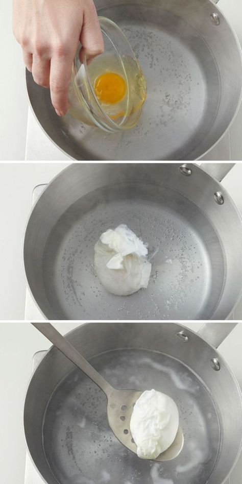 Cooking Poached Eggs, Easy Poached Eggs, Poach An Egg, Soft Poached Eggs, Poached Egg Recipe, How To Make A Poached Egg, Perfect Poached Eggs, How To Make Eggs, Mexican Breakfast Recipes