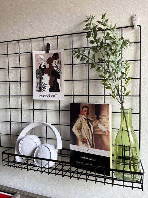 Office Grid Wall, Wall Grid Aesthetic, Teenager Bedroom Design, Wall Grid, Hostel Room, Grid Panel, Diy Room Decor For Teens, Deco Bedroom, Bedroom Items