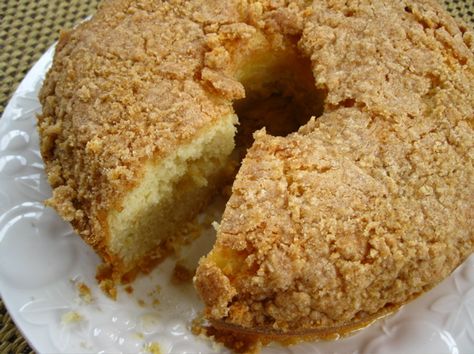 Lemon Ripple Crunch Cake Lemon Crunch, Lemon Treats, Cake Mug, Crunch Cake, Bundt Cakes Recipes, Sweets Cake, Just Cakes, Lemon Desserts, Pound Cake Recipes