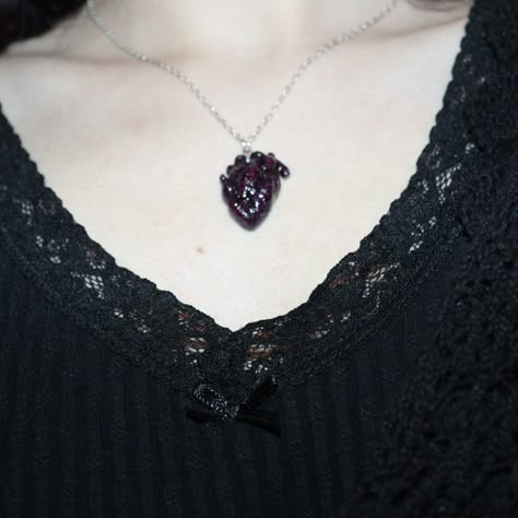 anatomical heart anatomy aesthetic gore blood bloody goth gothic handmade diy inspo inspiration jewelry purple halloween dark coquette whimsical style fashion demtelle witch witchy outfit fit black reference Aesthetic Gore, Goth Outfits Aesthetic, Black Reference, Lestat And Louis, Anatomy Aesthetic, Purple Goth, Purple Gothic, Lizzie Hearts, Heart Anatomy