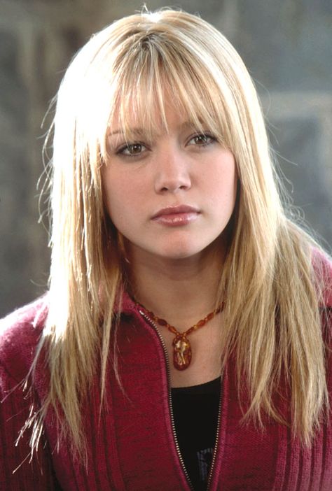 Hilary Duff Bangs, Hilary Duff Hair, 2000s Hair, Cheaper By The Dozen, Hilary Duff Style, Cinderella Story, Hillary Duff, Hilary Duff, Cut My Hair