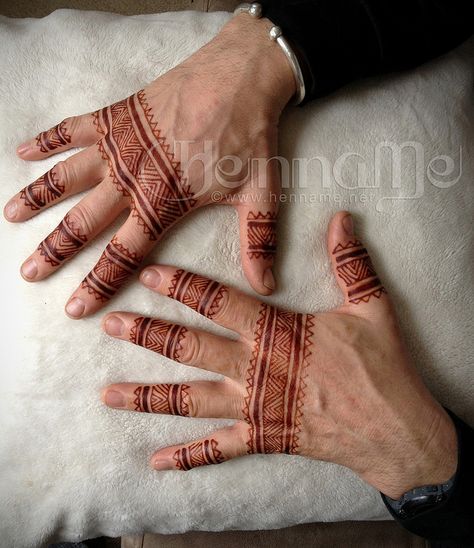 Moroccan inspired henna men's hands | Flickr - Photo Sharing! Henna For Boys, Henna For Men, Henna Men, Men Henna Tattoo, Mehndi Designs Finger, Henna Hand Designs, Moroccan Henna, Freetime Activities, Jagua Henna