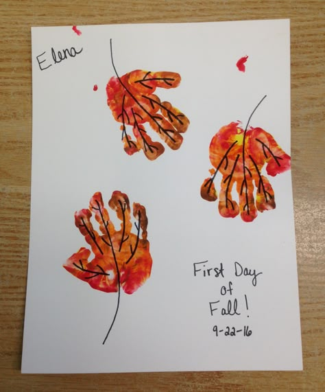 Handprint leaves Autumn Handprint Crafts, Hand Print Leaves, Leaf Handprint Art, September Handprint Art, Fall Crafts For Babies, Handprint Leaf, Handprint Art For Toddlers, Handprint Leaves, Cute Fall Crafts