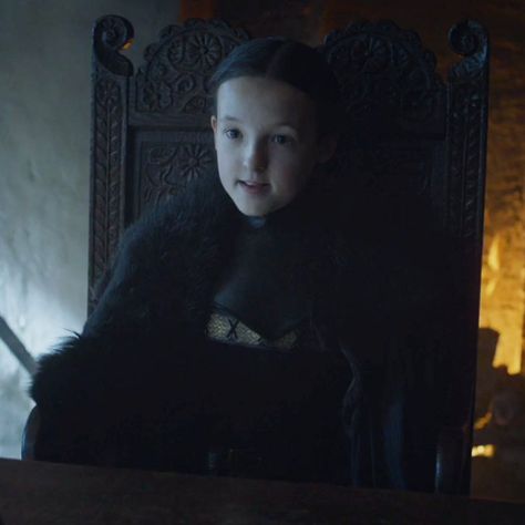 Lady Lyanna Mormont, Mormont Game Of Thrones, Lady Mormont, Game Of Thrones Instagram, Lyanna Mormont, Worst Witch, Bear Island, Bella Ramsey, World Of Ice And Fire