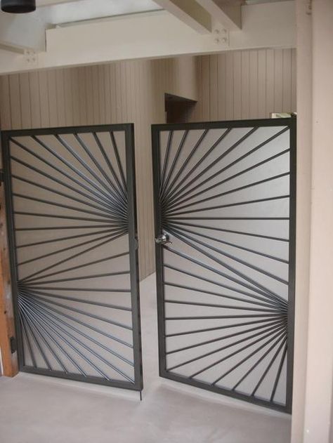 Metal Driveway Gates, Unique Design Ideas for your House Protection and Beautiful Look Grills Gate Design, Abstract Gate Design, Simple Gate Design, Porte In Ferro, Window Grill Design Modern, Home Gate Design, Grill Gate Design, Metal Doors Design, Steel Door Design