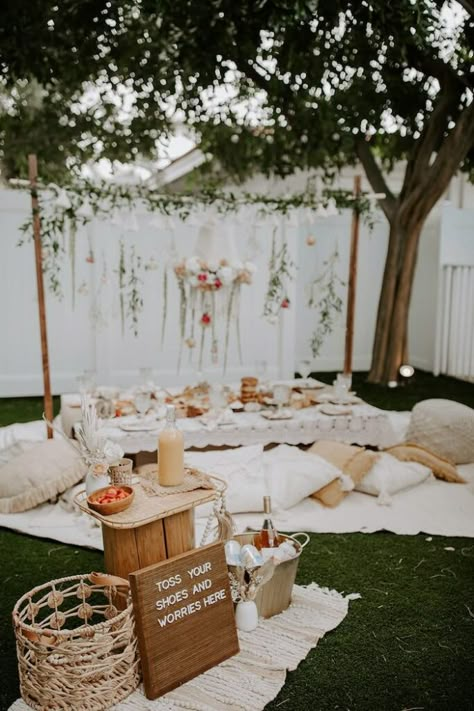 Bridal Picnic, Bridal Shower Picnic, Picnic Business, Picnic Baby Showers, Luxury Picnic, Picnic Theme, Bridal Shower Inspo, Picnic Inspiration, Vintage Bridal Shower