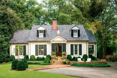 What Makes A House A Cottage? American Farmhouse Exterior, Cape Cod Exterior, Cape Cod House Exterior, Cottage House Exterior, Cottage Makeover, Cape Cod Style House, American Farmhouse, Cottage Exterior, Cottage Style Homes