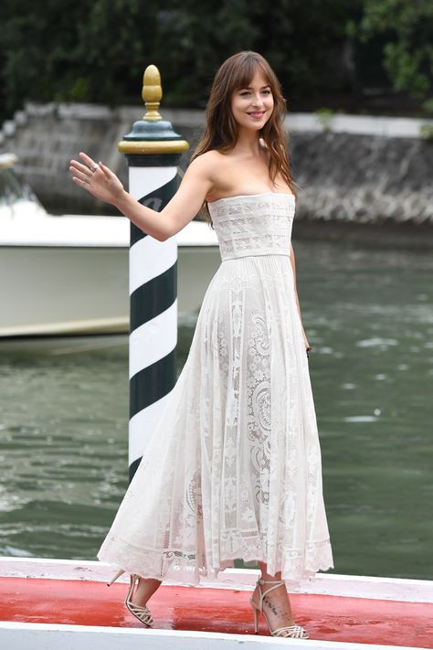 Venice Film Festival 2018- HarpersBAZAARUK Dakota Jhonson, Dakota Style, Dakota Mayi Johnson, Dakota Johnson Style, Dior Dress, Venice Film Festival, Fifty Shades Of Grey, Dakota Johnson, Vogue Fashion