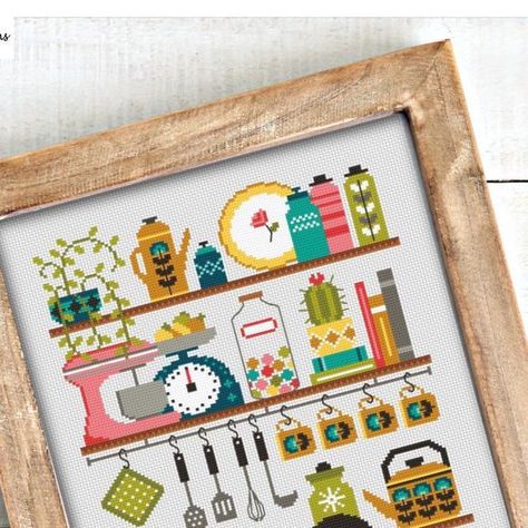 Style Kitchen Shelves, Kitchen Cross Stitch Patterns, Retro Style Kitchen, Kitchen Cross Stitch, Stitch Kitchen, Halloween Cross Stitch Patterns, Cross Stitch Kitchen, Small Cross Stitch, Crafty Kids