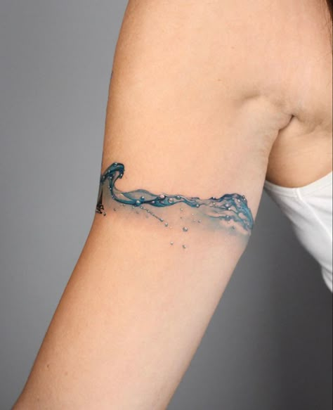 Water Band Tattoo, Beach Landscape Tattoo, Water Colour Tattoo For Women, Water Tattoos, Beach Tattoo Ideas, Colour Tattoo For Women, Turtle Tattoo Designs, Circle Tattoos, Water Tattoo