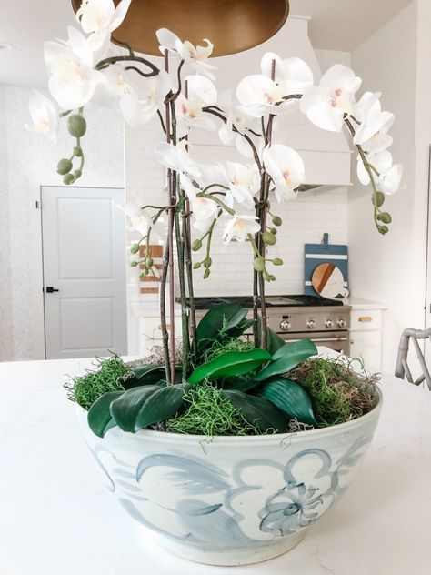 How To Make Faux Orchid Arrangement, Faux Orchid Arrangements Diy, Faux Orchid Arrangements, Roses And Baby Breath, Orchid Decor, Diy Orchids, Flower Arrangements Ideas, Faux Orchid, Orchid Flower Arrangements