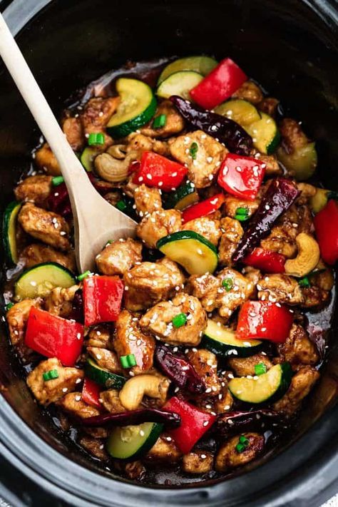 Slow Cooker Kung Pao Chicken, Spring Meals, Flat Belly Foods, Mapo Tofu, Sweet And Spicy Sauce, Chinese Food Recipes, Healthy Slow Cooker, Crockpot Cooking, Think Food