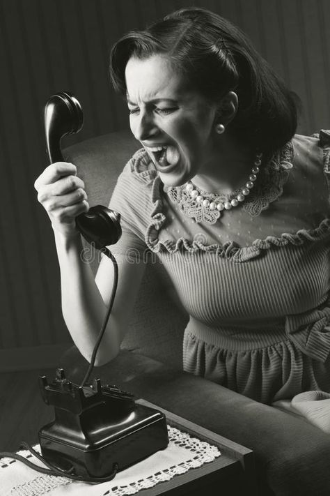 Woman Screaming, Angry Woman, Angry Expression, Angry Person, Angry Women, Angry Girl, Expressions Photography, Acrylic Photo Frames, Angry Face